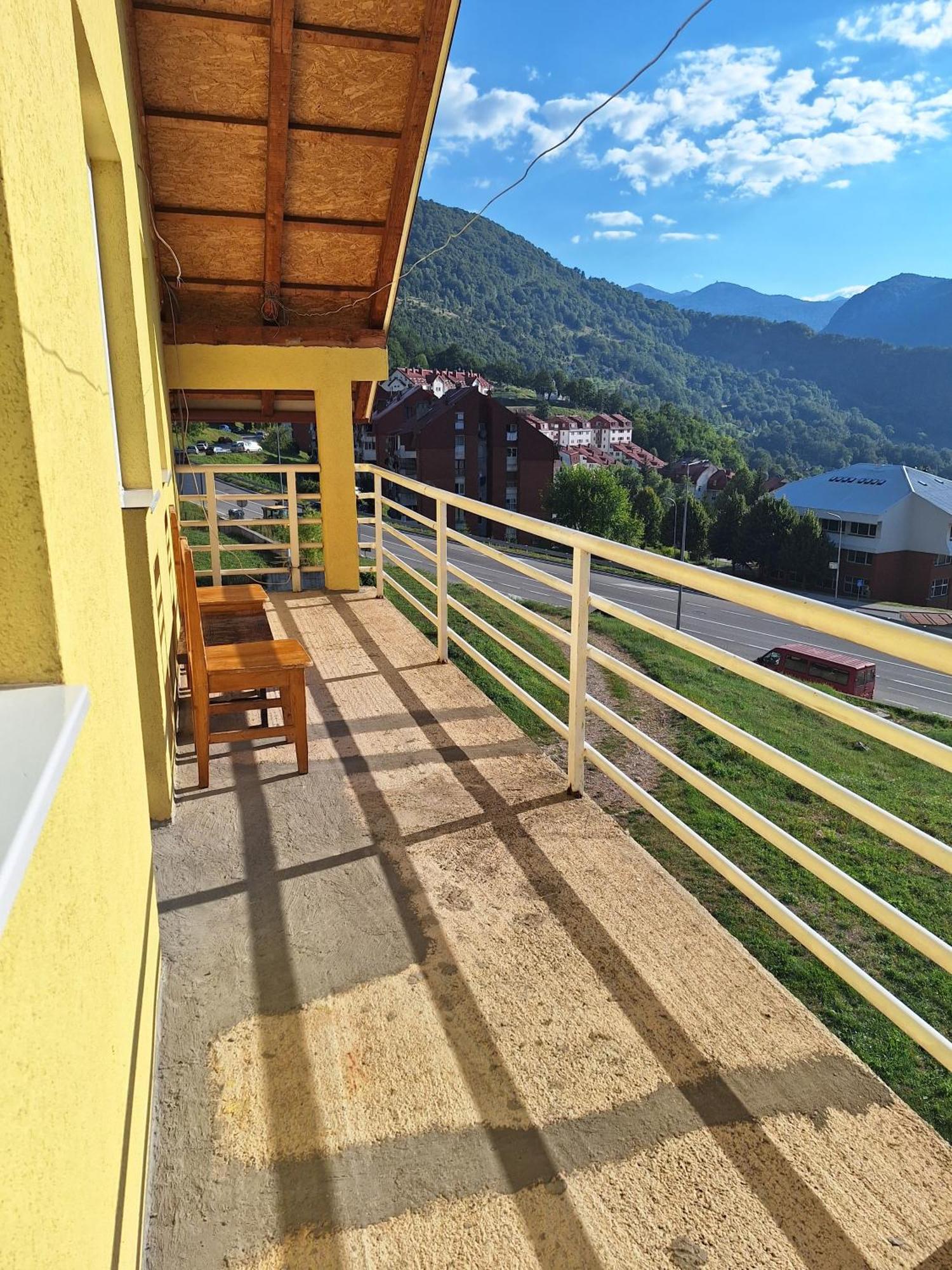 Apartman Ognjenovic Apartment ปลูชิเน ภายนอก รูปภาพ