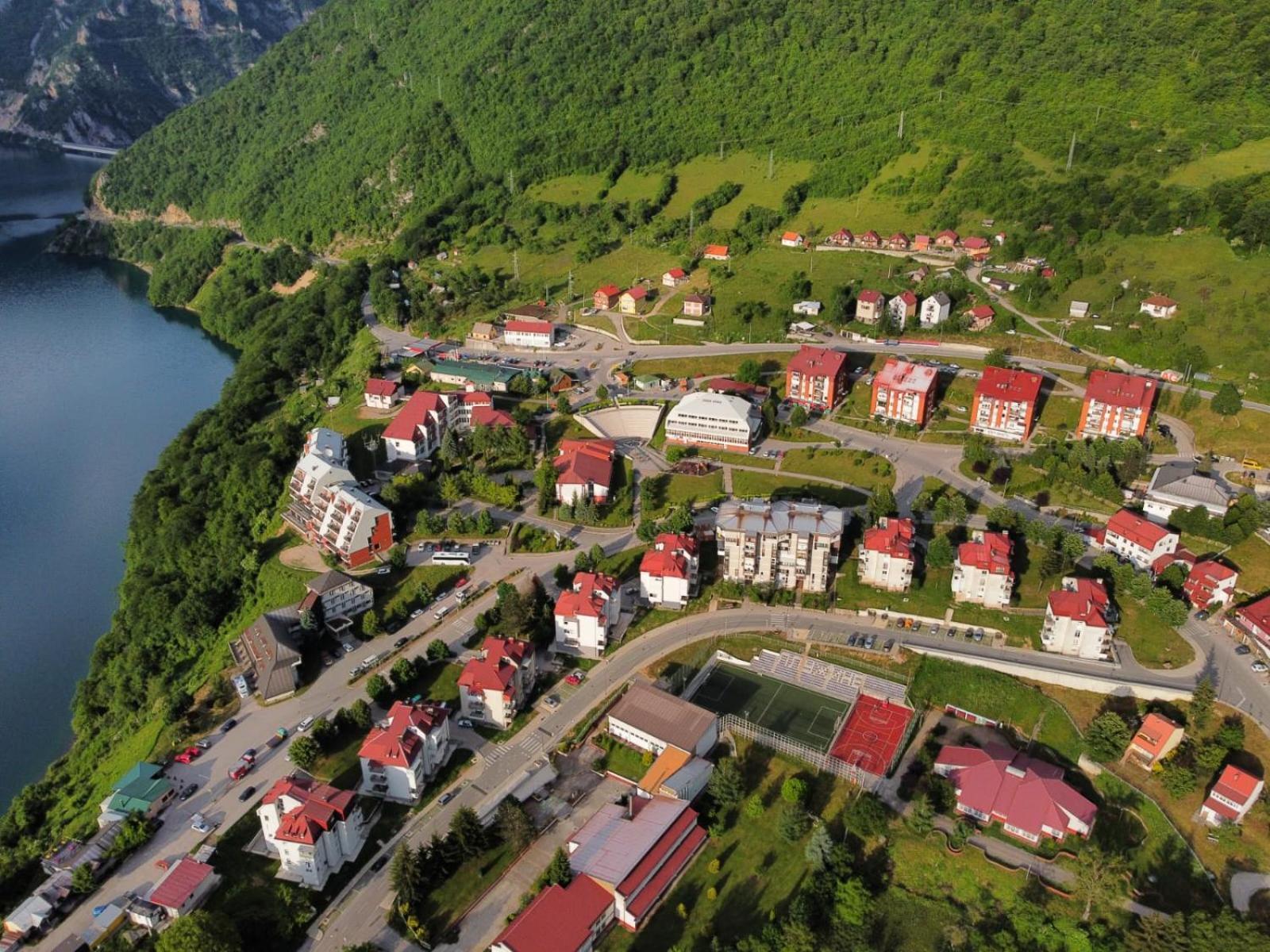 Apartman Ognjenovic Apartment ปลูชิเน ภายนอก รูปภาพ